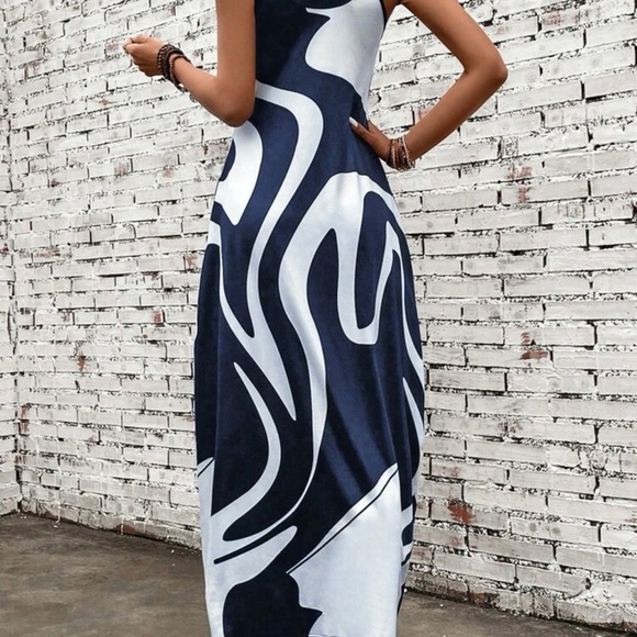 SEXY Graphic Print Criss Cross Halter Neck Hidden Pocket Maxi Dress *NEW* - Picture 2 of 8